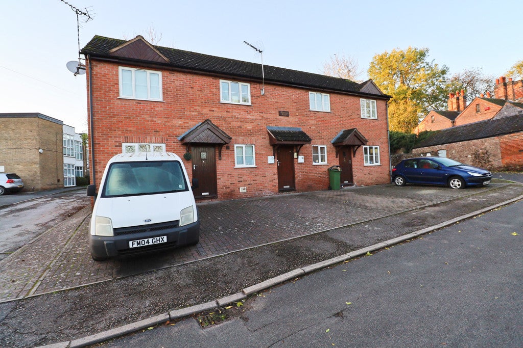 Flat Church Street in Stoney Stanton