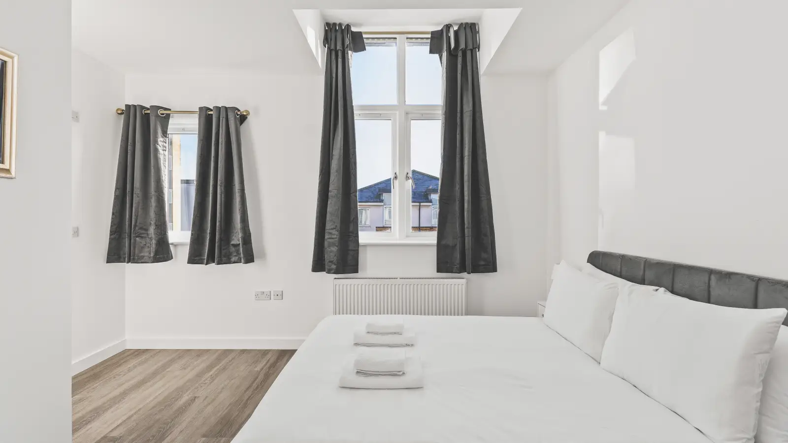 Flat Brazier Crescent in Greater London