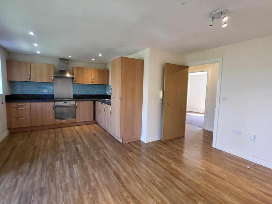Flat Elstree Road in Hertsmere