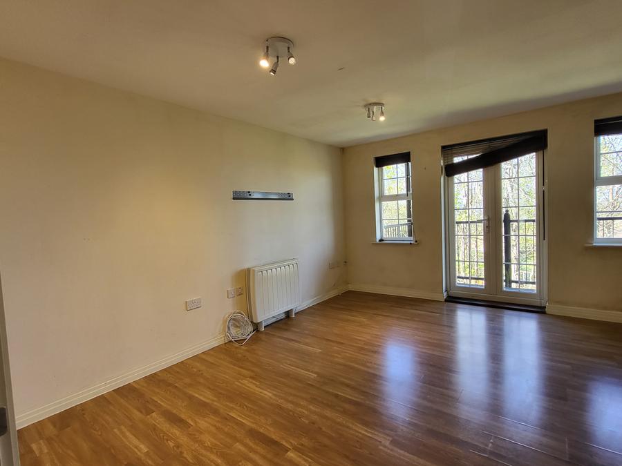 Flat Elstree Road in Hertsmere