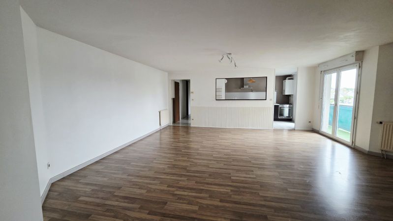 Flat Place Jean-Philippe Rameau in Fleury-les-Aubrais
