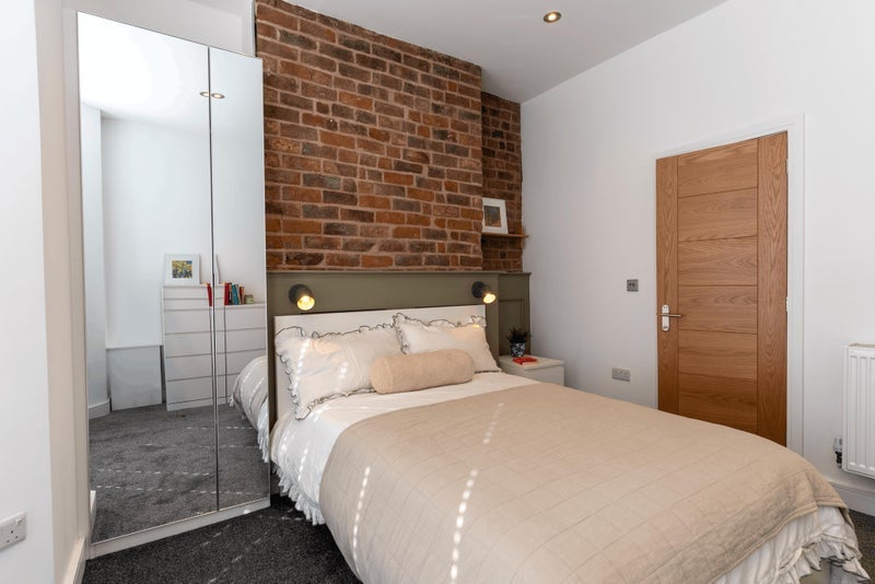 Room Allington Street in Liverpool