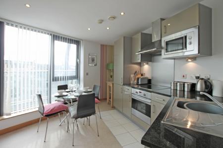 Flat Aire Close in Bradford