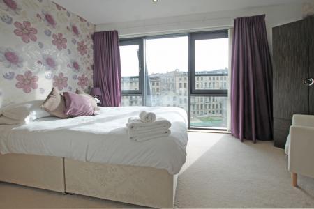 Flat Aire Close in Bradford
