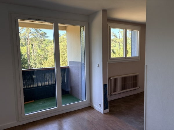 Flat Rue de la Verchère in Poncin