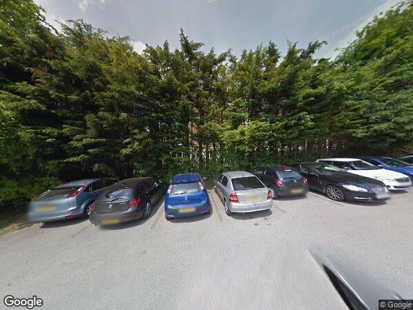 Flat Viridian Square in Aylesbury