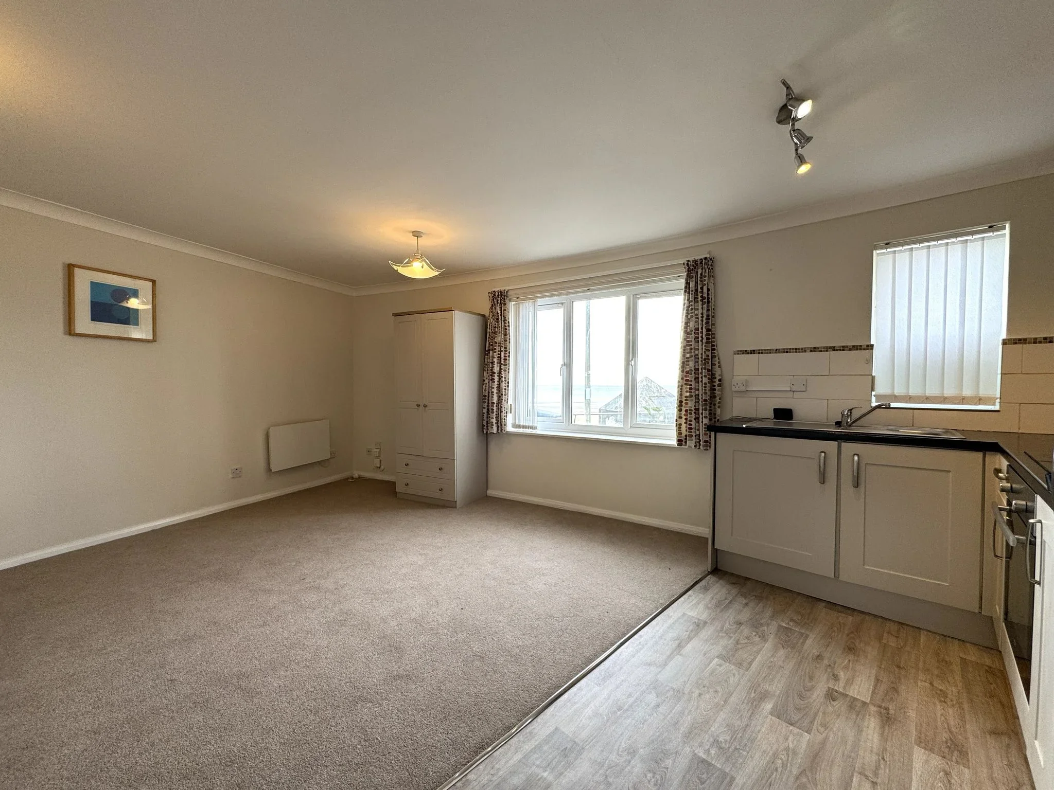 Flat Camona Drive in Swansea