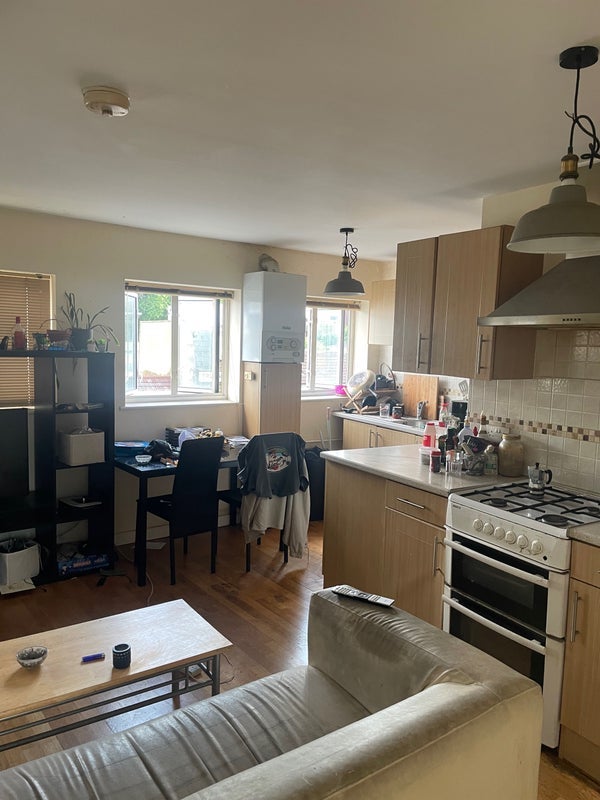 Room Bethnal Green Road in Greater London