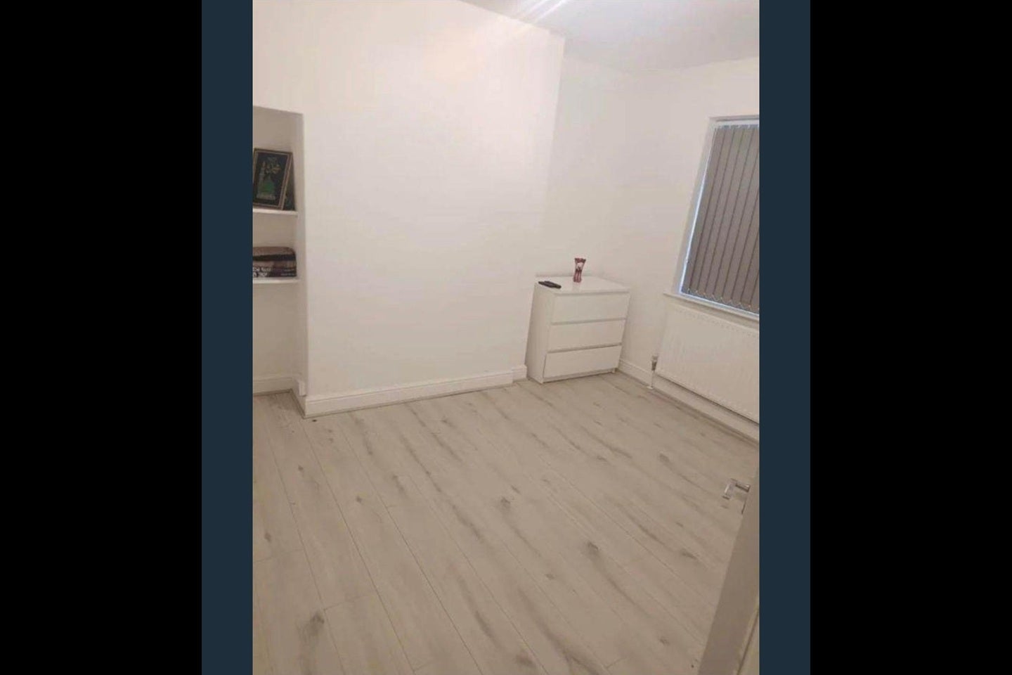 Room Beresford Avenue in Slough