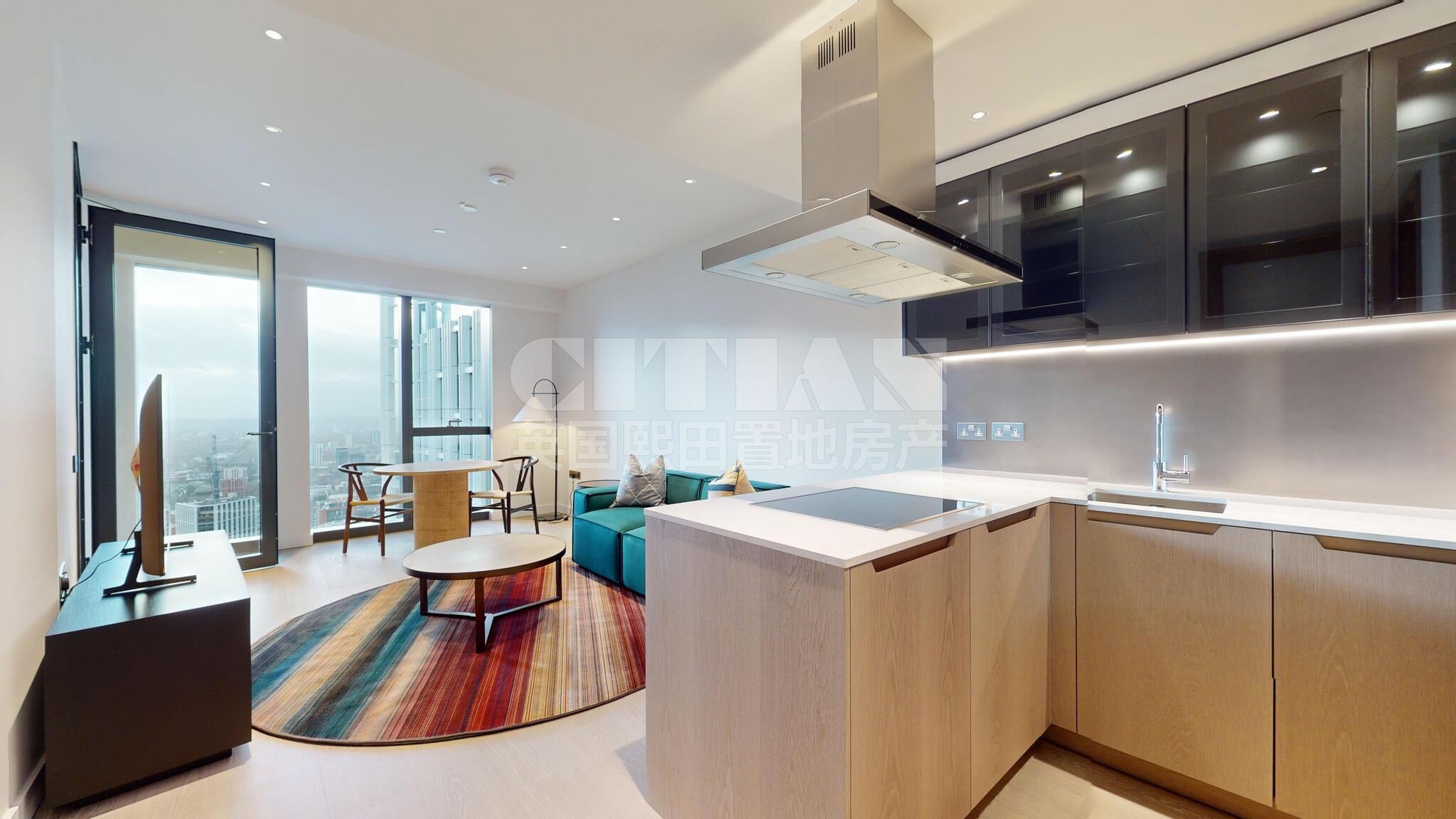 Flat Nine Elms Lane in Greater London