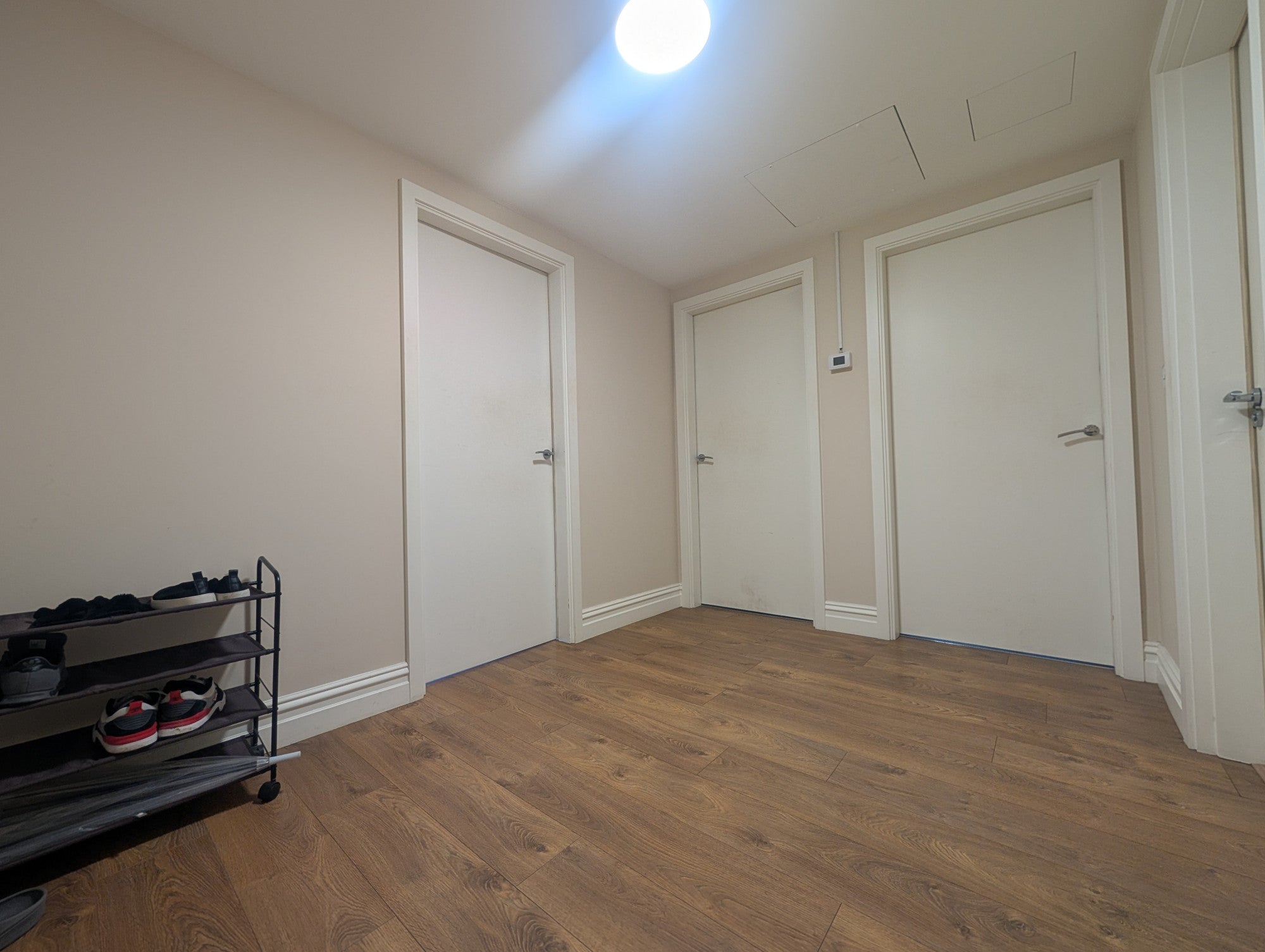 Flat Masons Avenue in Greater London