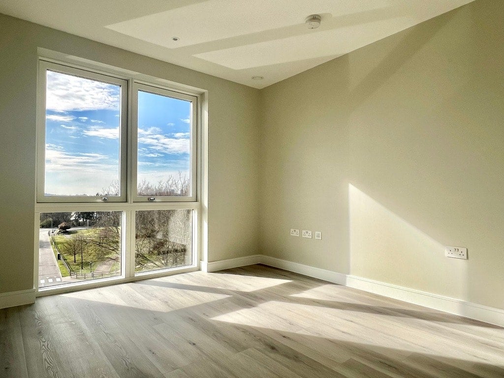 Flat Townsend Road in Greater London