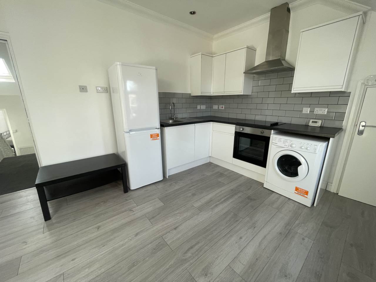 Flat Claude Road in Cardiff
