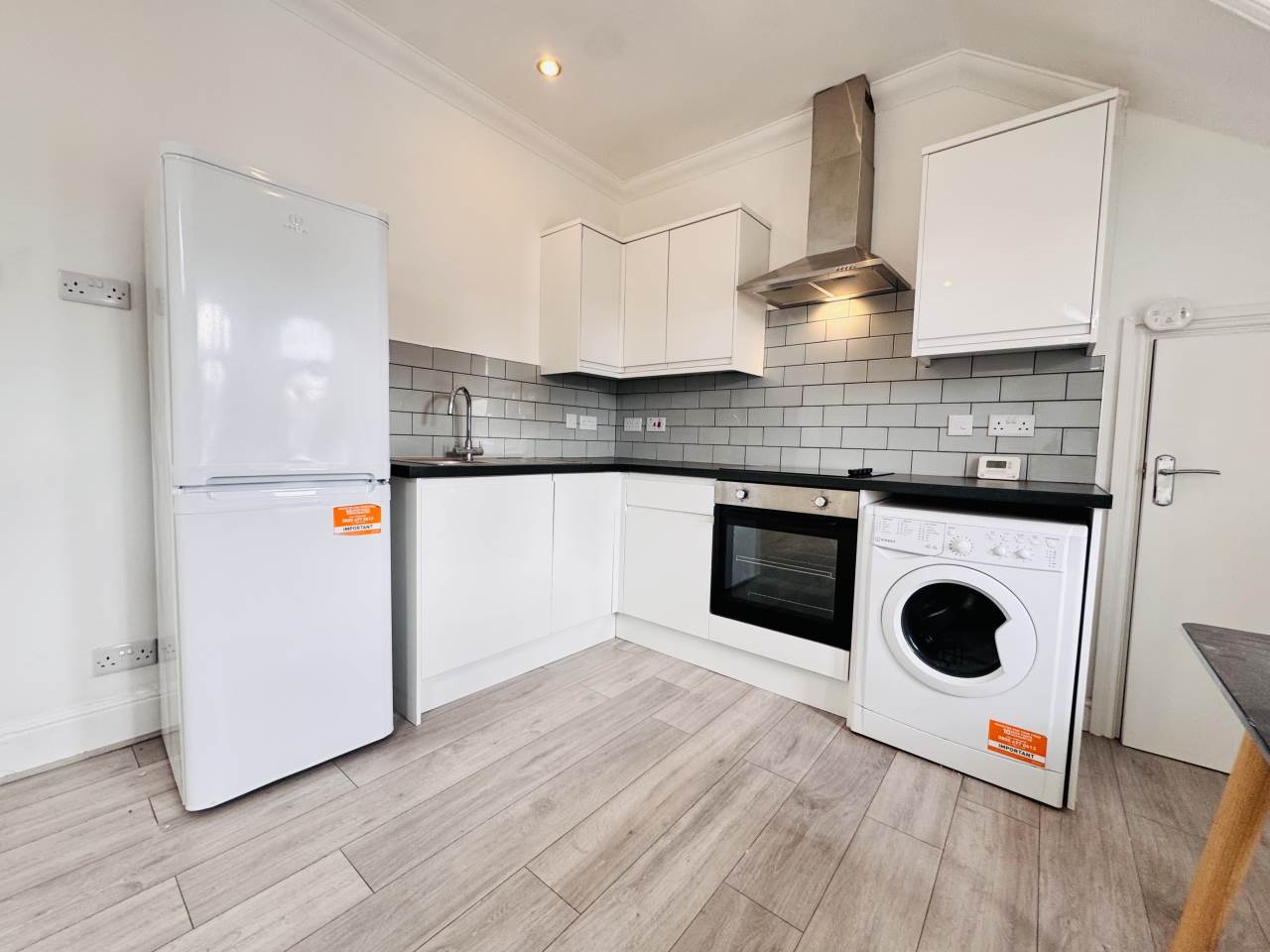 Flat Claude Road in Cardiff