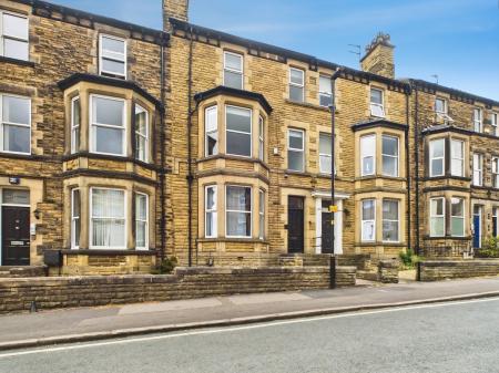 Flat Haywra Street in Harrogate