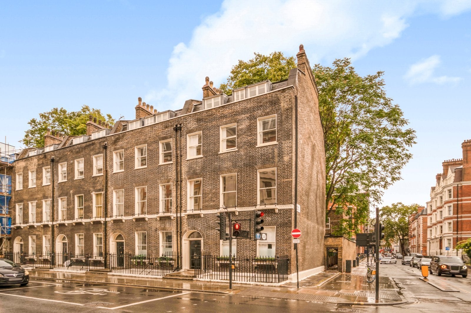Flat Gower Street in Greater London
