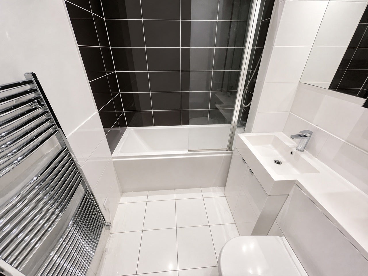 Room Lanark Square in Greater London