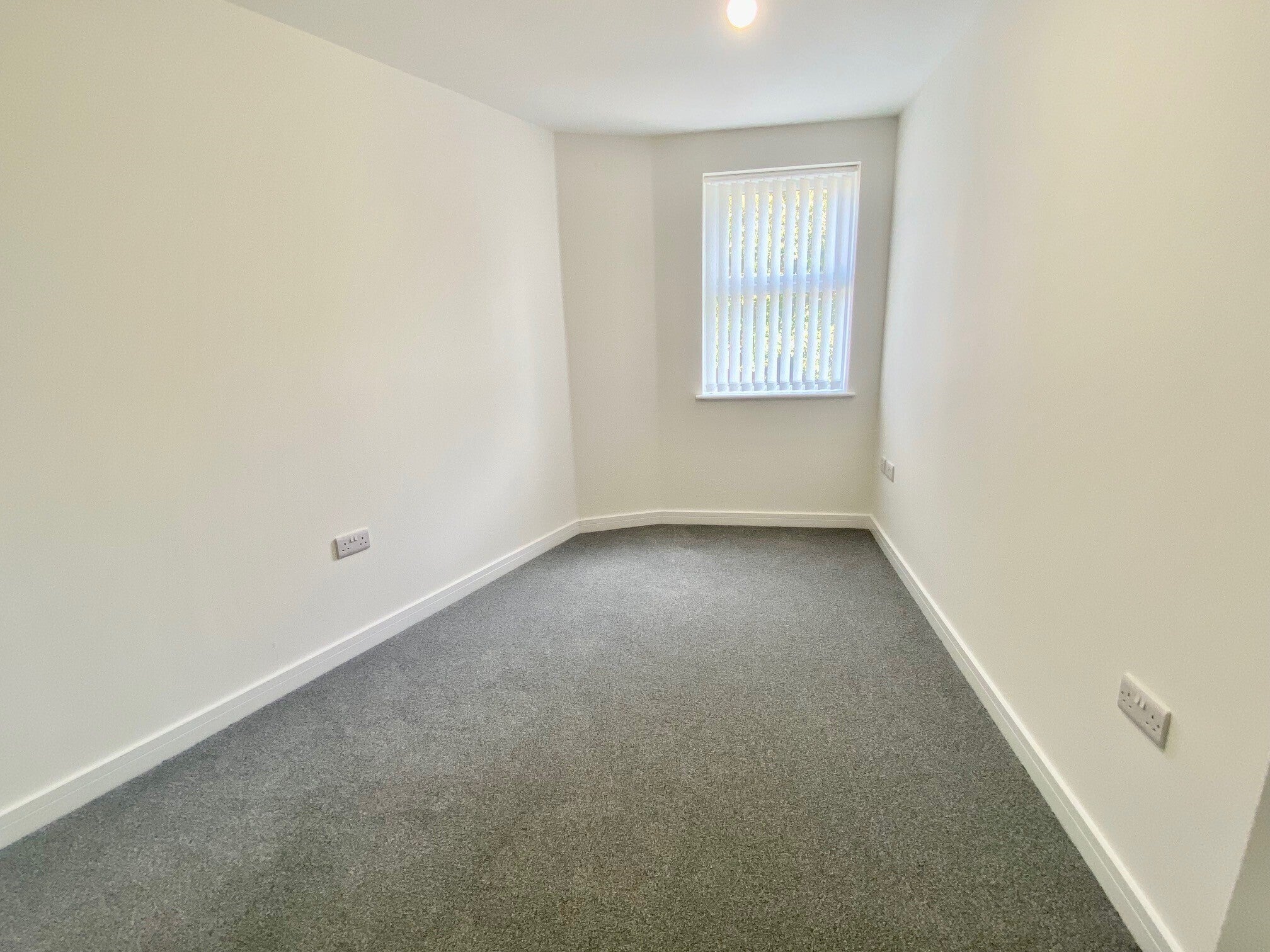 Flat St Nicholas Avenue in Gosport