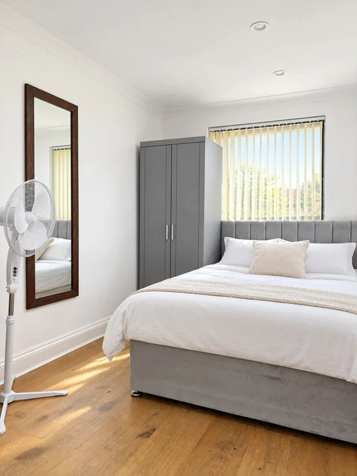 Room Granby Street in Greater London