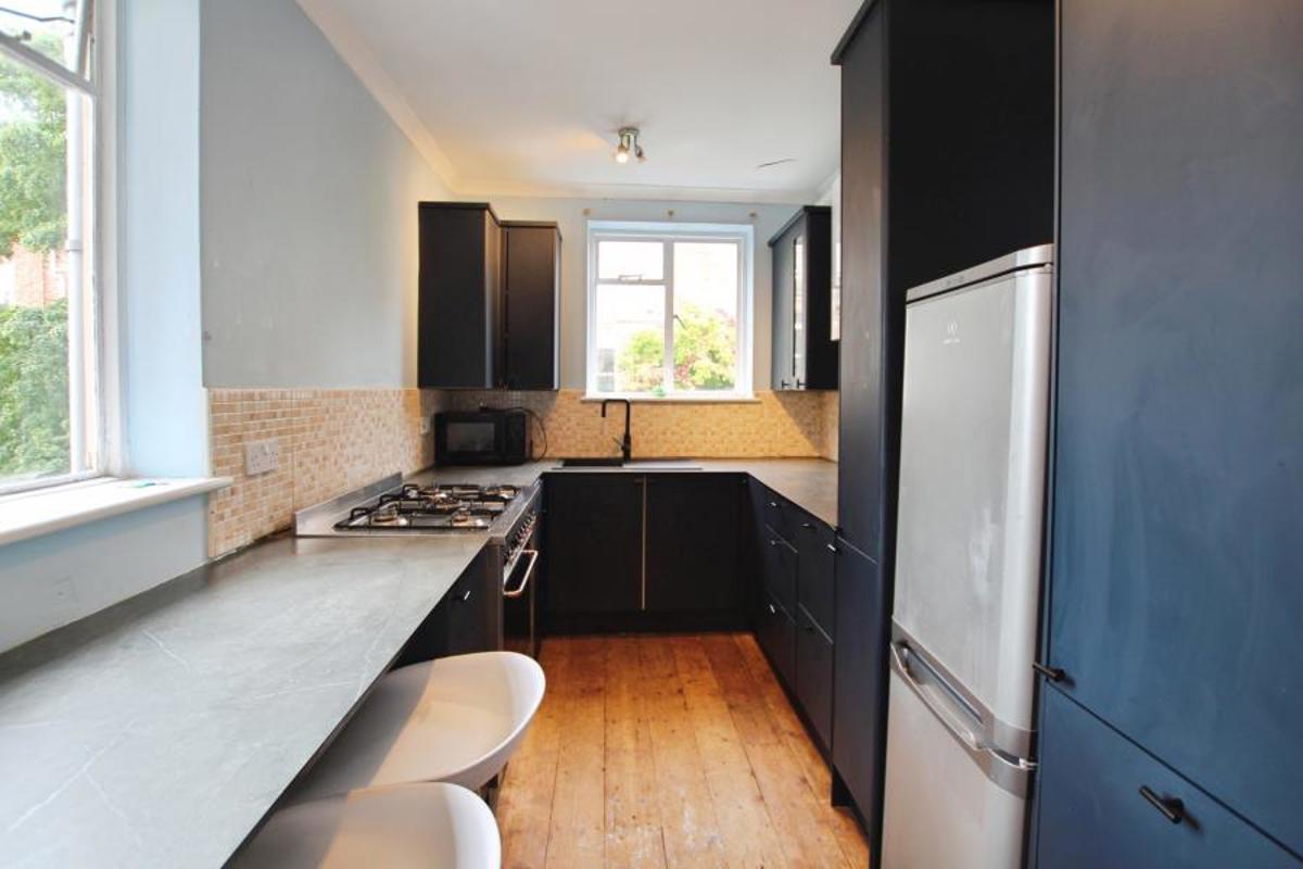 Flat Whatley Road in Bristol