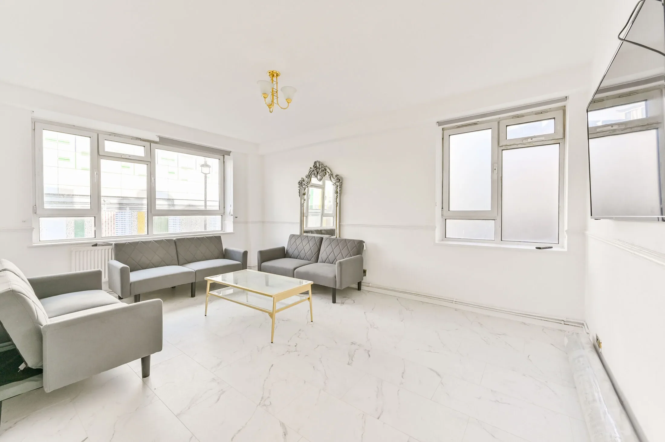 Flat Transept Street in City of Westminster
