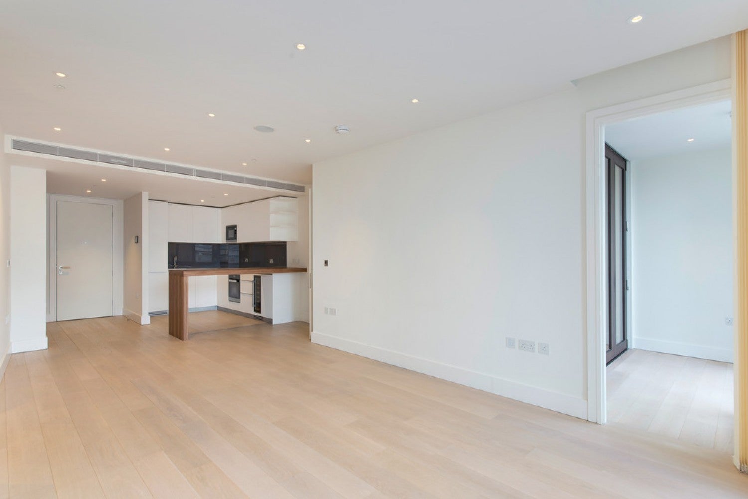 Flat Merchant Square in City of Westminster