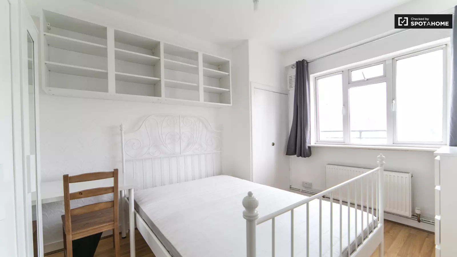 Room Cavendish Street in Greater London