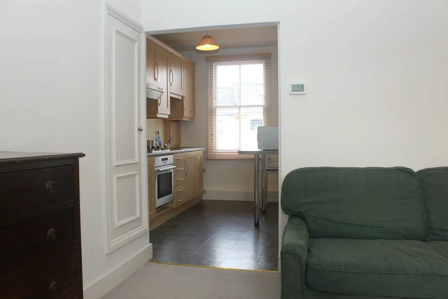 Flat Brecon Road in Greater London