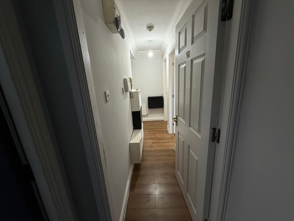 Flat Cringle Road in Manchester