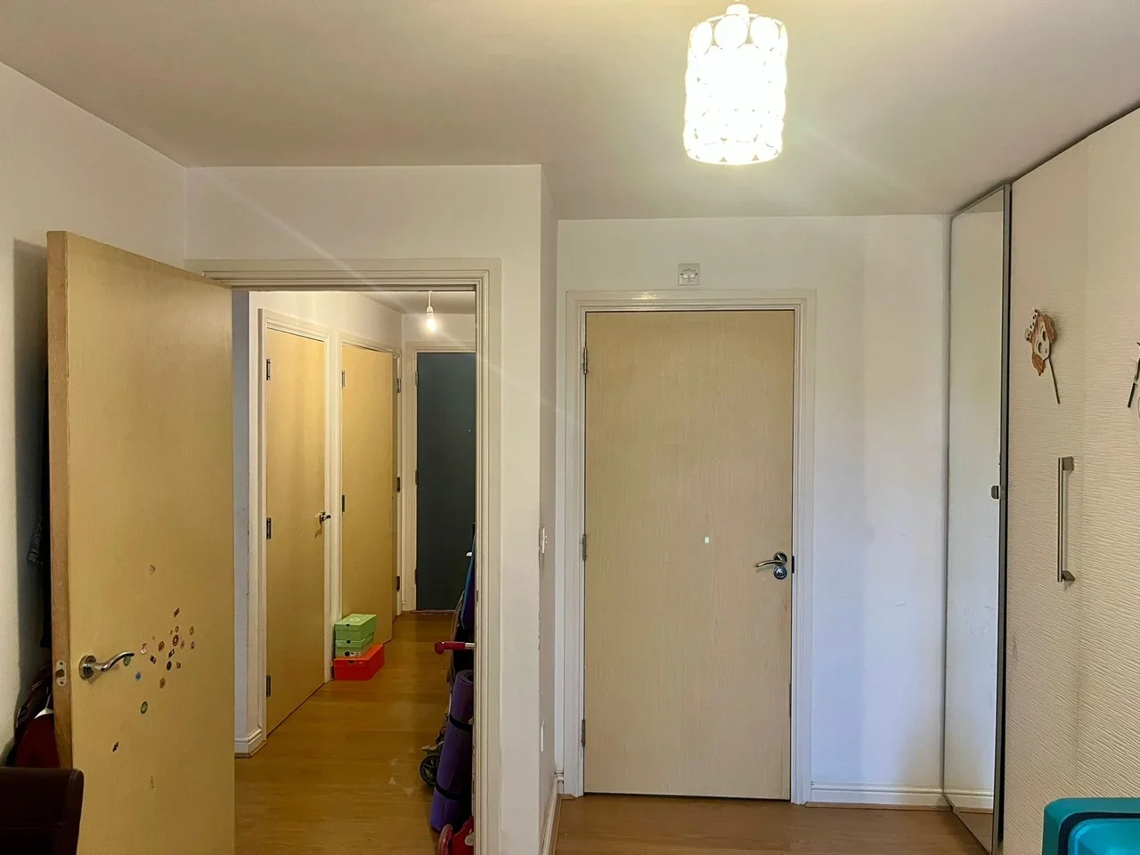 Flat Prince Regent Road in Greater London