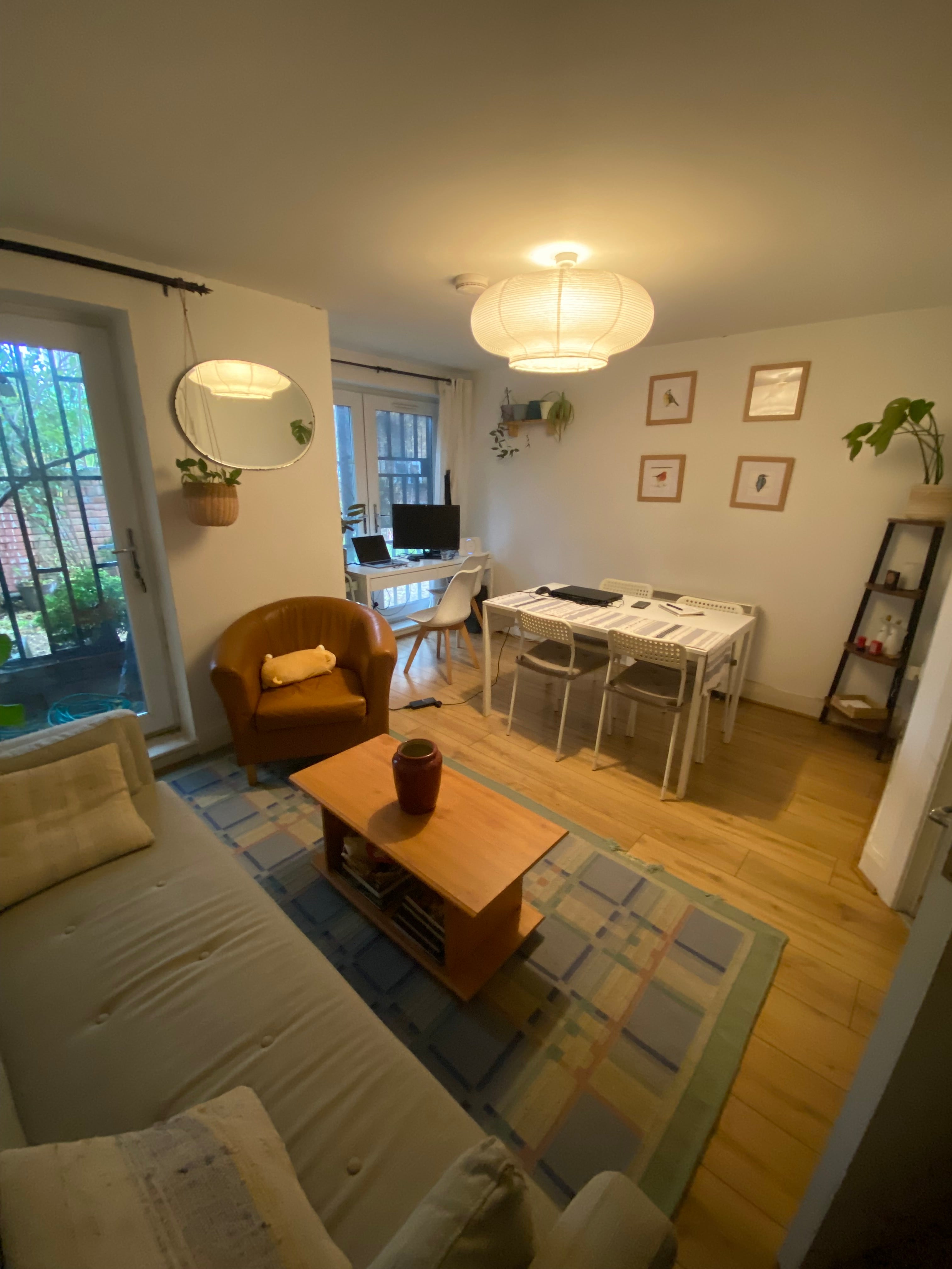 Flat Springdale Road in Greater London