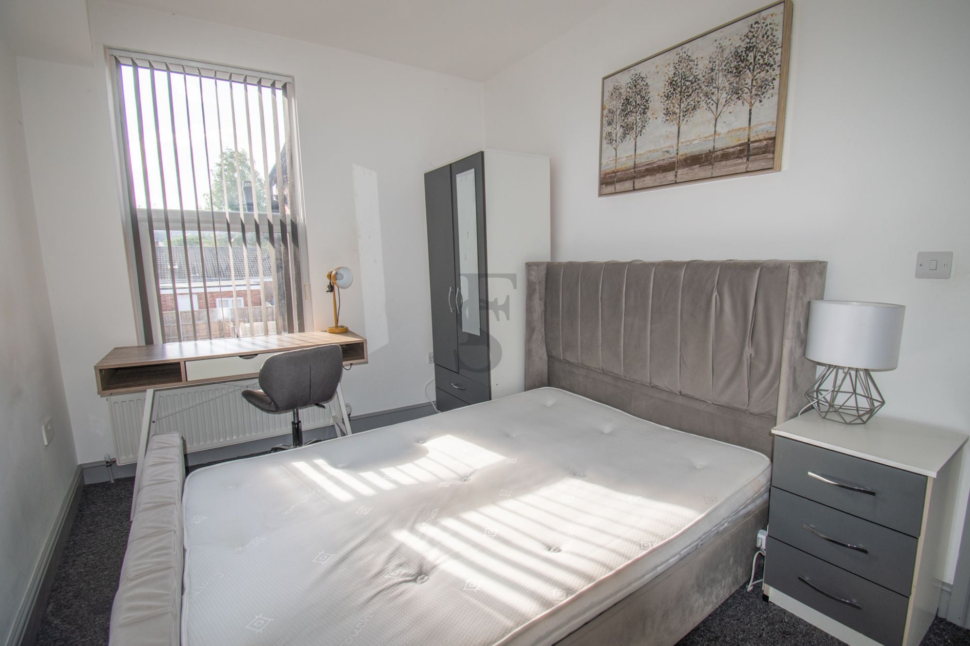 Room Cavendish Road in Leicester