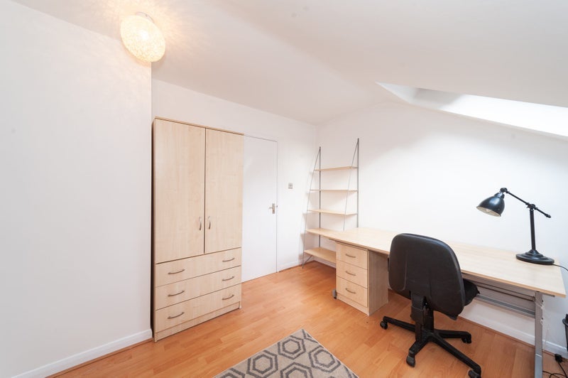 Room Anson Road in Greater London