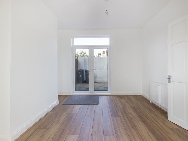 Flat West Lane in Middlesbrough