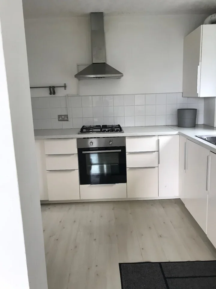 Flat Honor Oak Road in Greater London