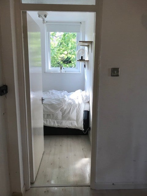 Flat Honor Oak Road in Greater London