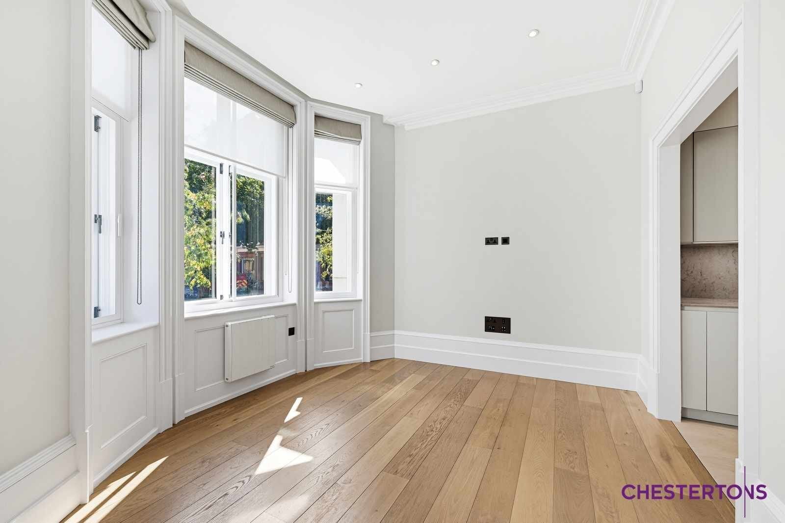 Flat Sloane Street in Greater London