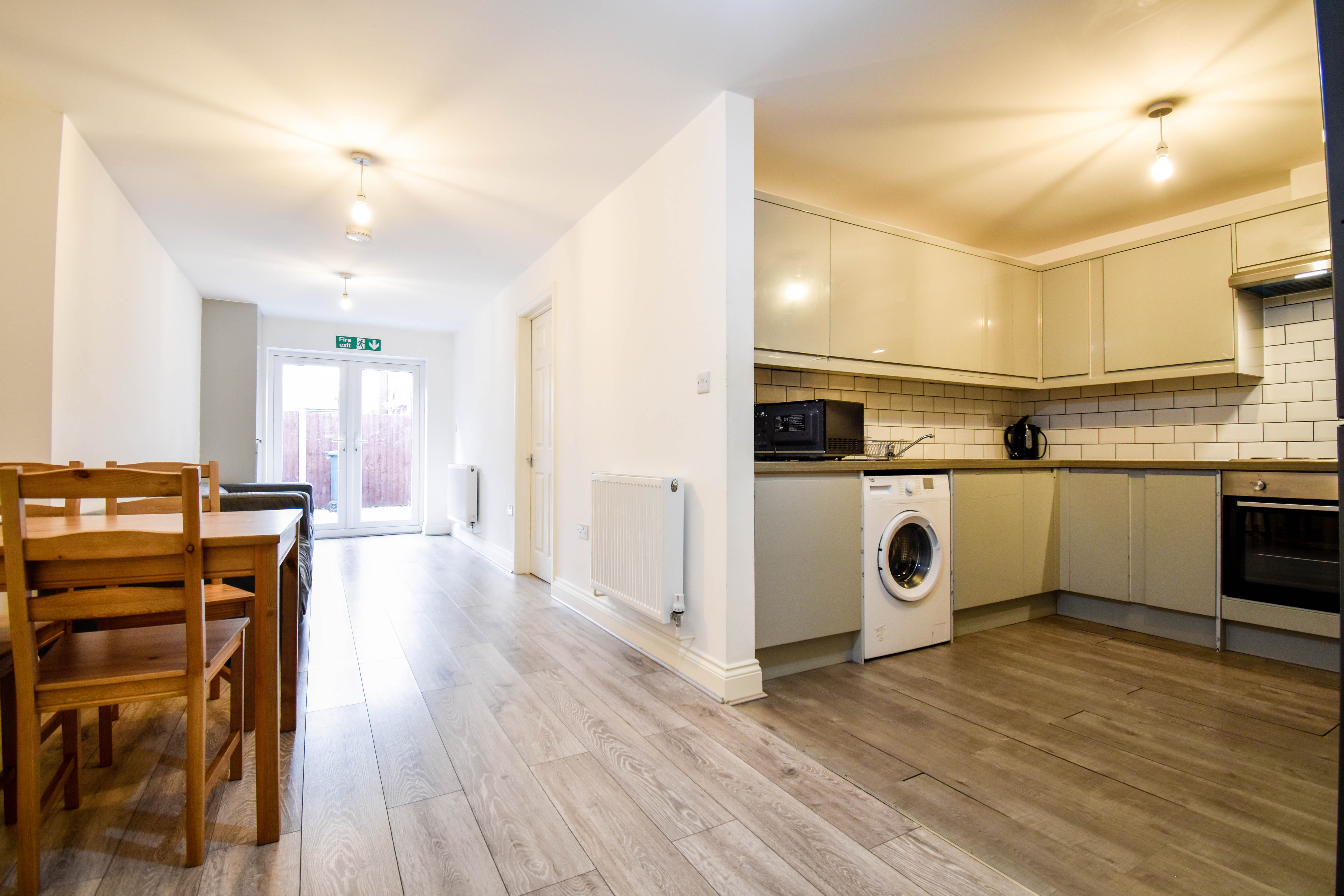 House Lockesfield Place in Greater London