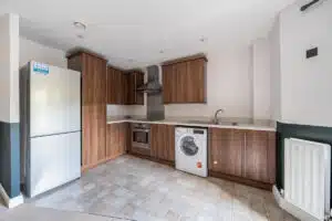 Flat Merlin Road in Rushmoor