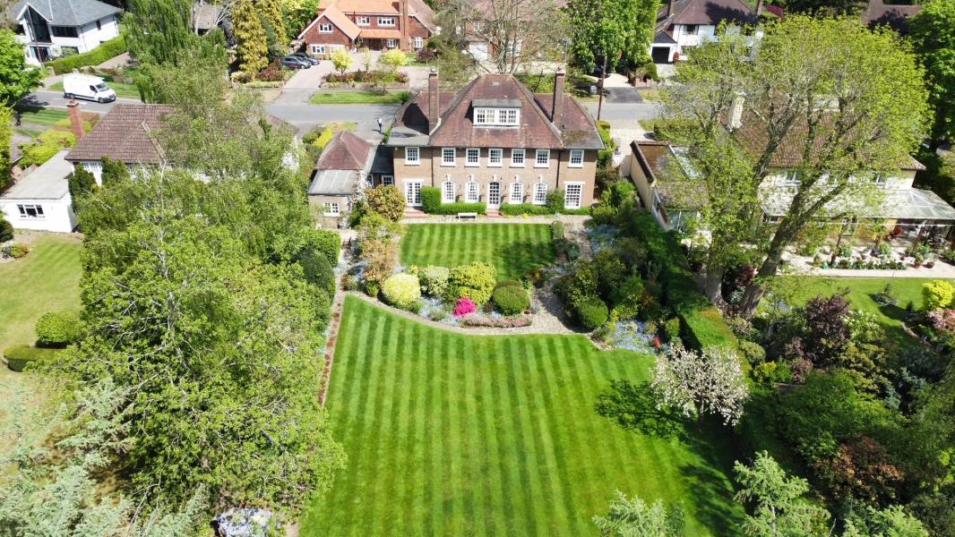 House Wolsey Road in Three Rivers