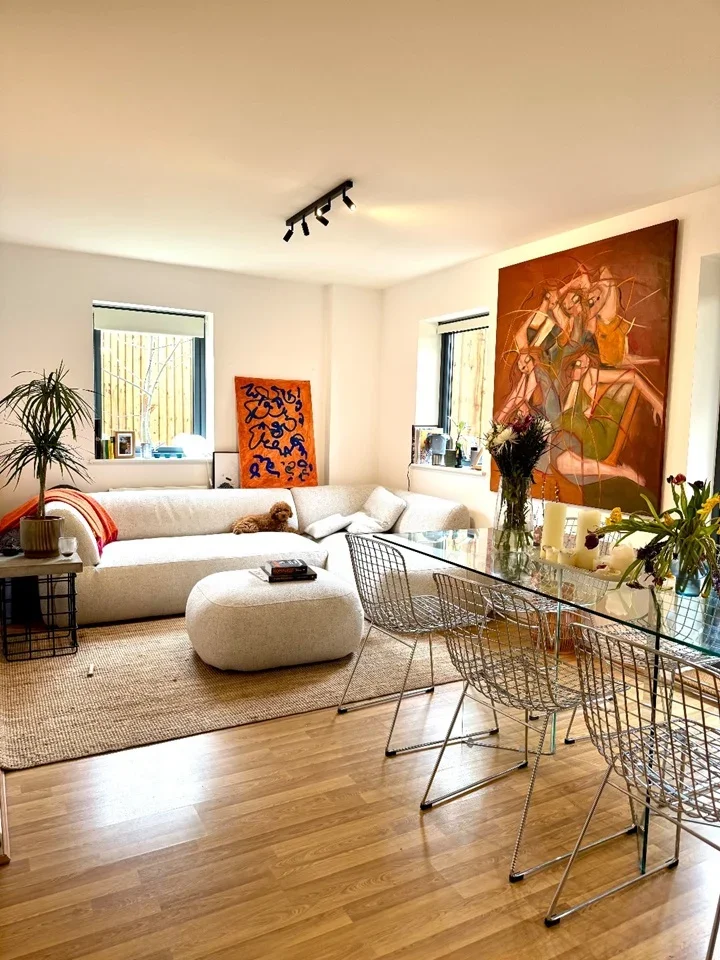 Flat Hamlets Way in Greater London