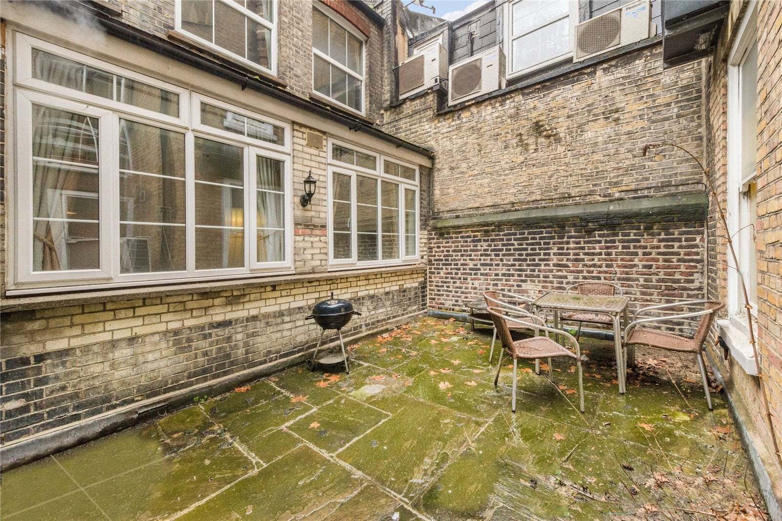 Flat Great James Street in Greater London