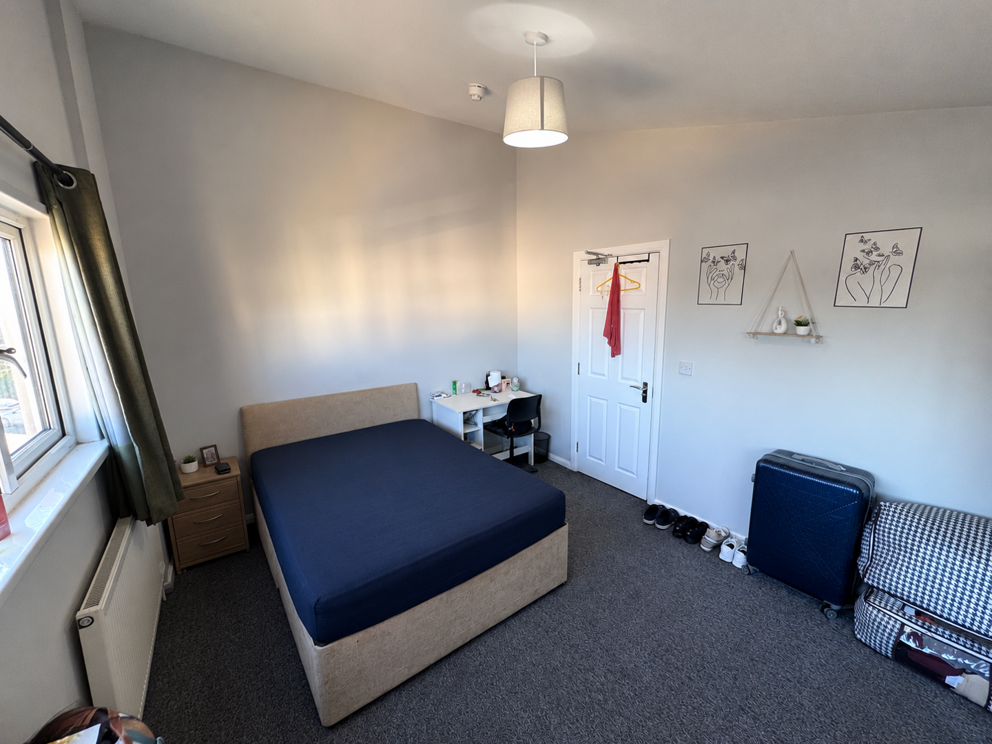 Room Phoenix Place in Dartford