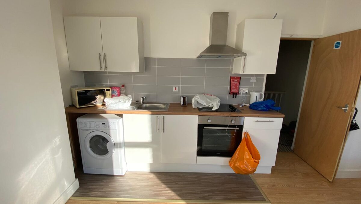 Flat Penarth Road in Cardiff