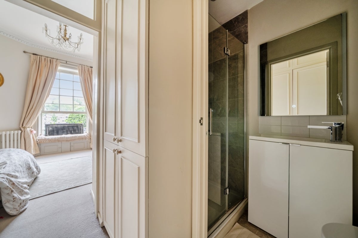 Flat Royal Crescent in Bath