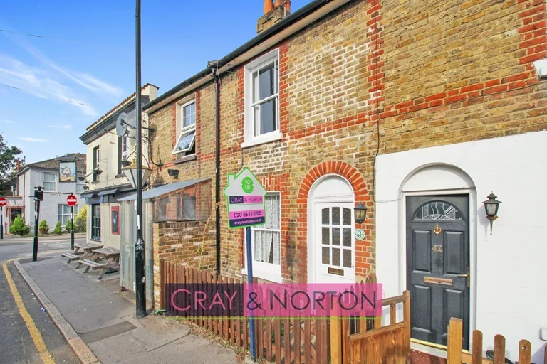 House Laud Street in Greater London