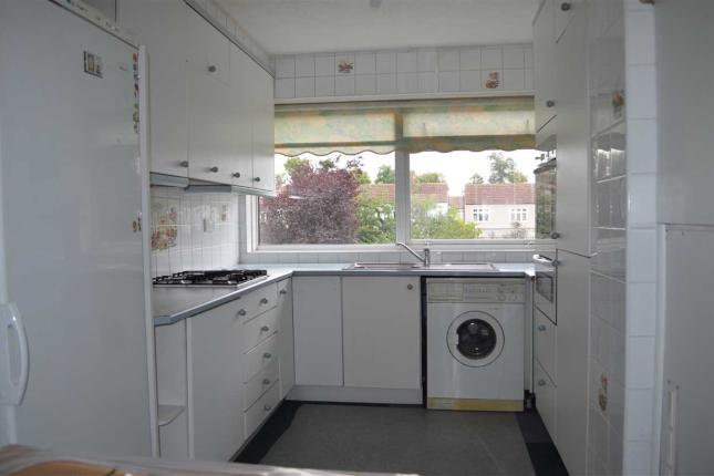Flat Barton Meadows in London
