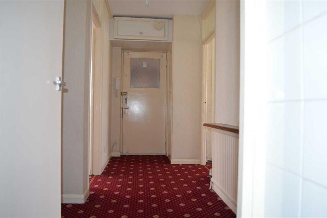 Flat Barton Meadows in London