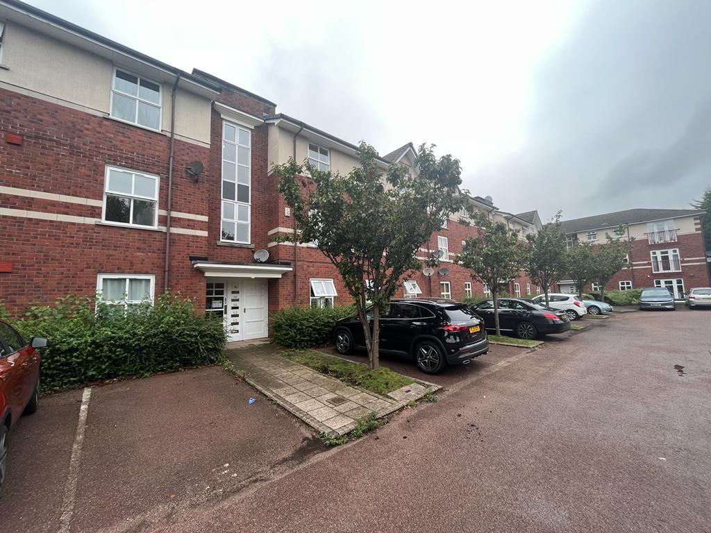 Flat Linen Court in Salford