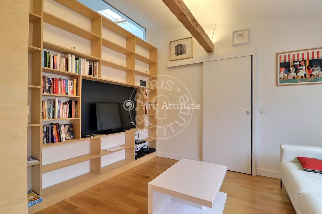 Appartement Rue Sainte-Croix de la Bretonnerie à Paris